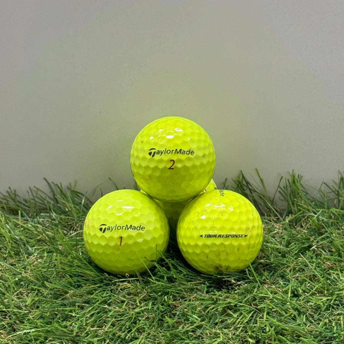 Taylormade Tour Response Yellow